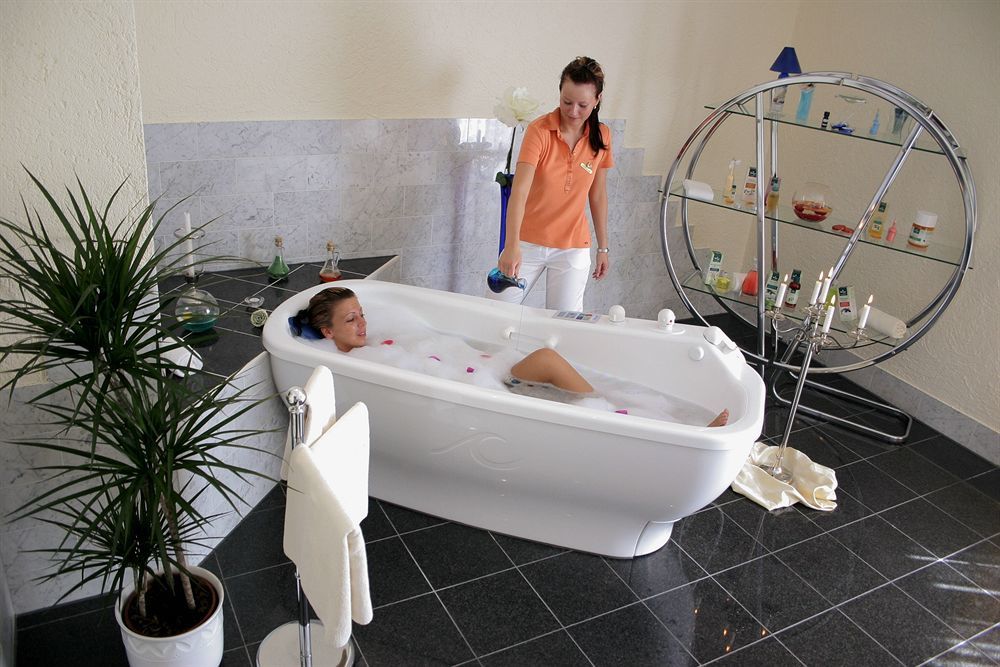 Sonnenhotel Hoher Hahn Hotel Schwarzenberg (Saxony)